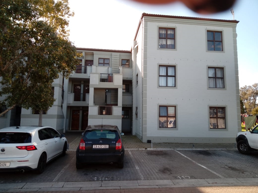 2 Bedroom Property for Sale in Bellville Central Western Cape